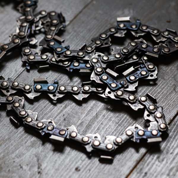 Revisión de cadena y espada