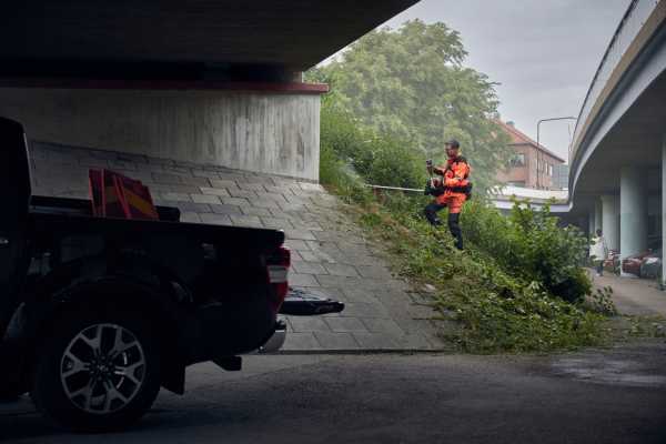 Cómo usar la desbrozadora en otoño