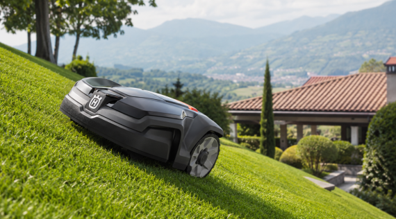 Robot cortacésped para jardines con pendiente